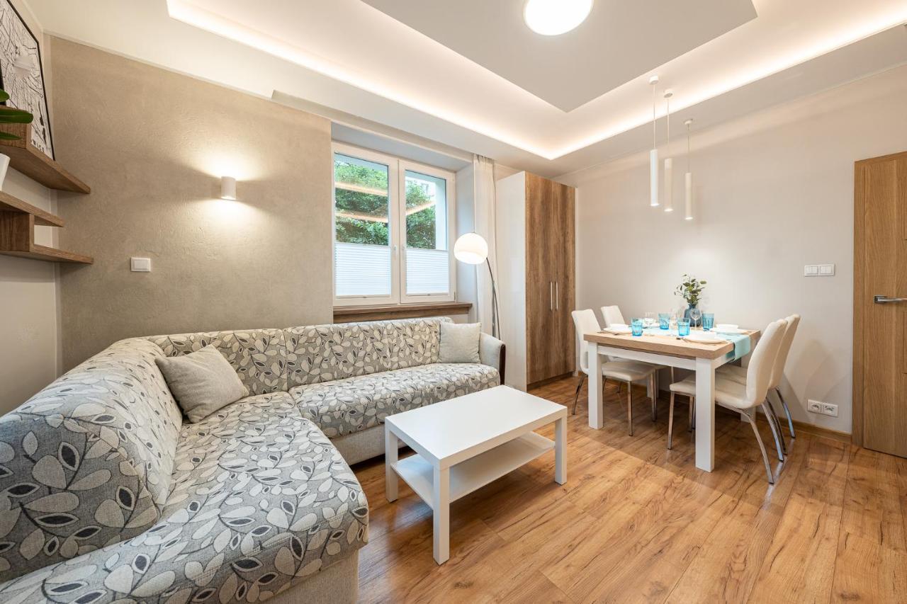 Apartment Bluebird Katowice Near Spodek Mck & City Center Exterior foto